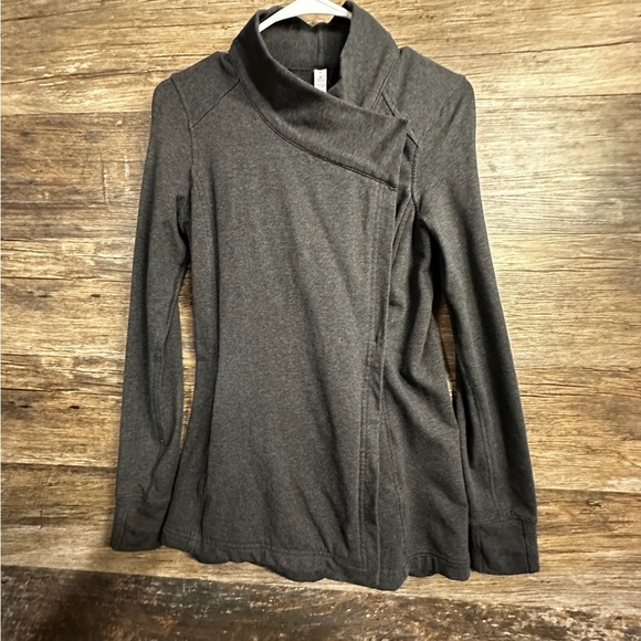Lululemon Athletica Gray Athletic Workout Womens Jacket Size 4 - Picture 1 of 7